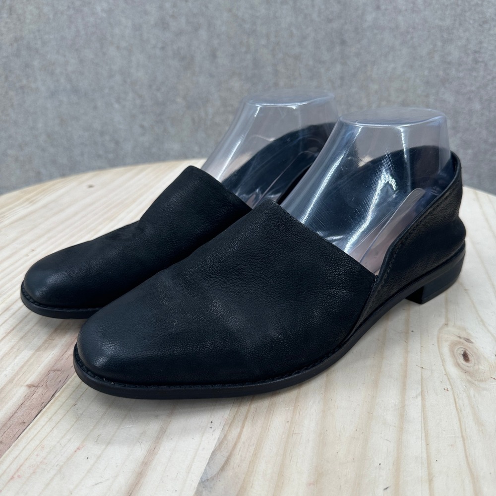 Clarks Pure Easy Loafers Womens 8.5 Black Leather Slip On Flats Minimalist Shoes